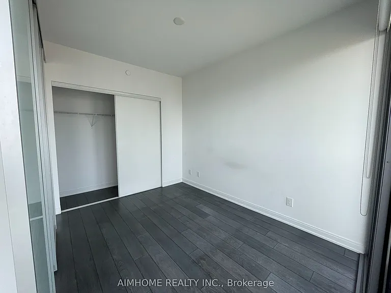 50 Charles St E #2801 — Photo 9