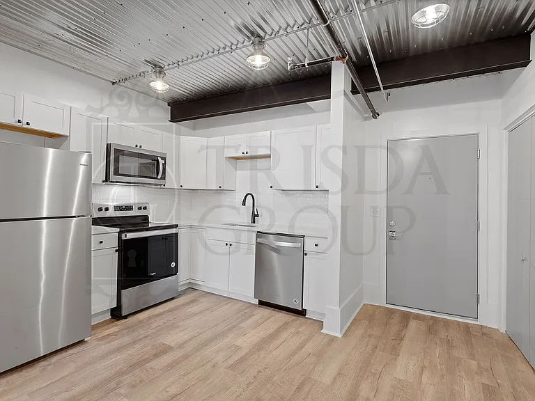 160 Southern Ave #7 — Photo 11