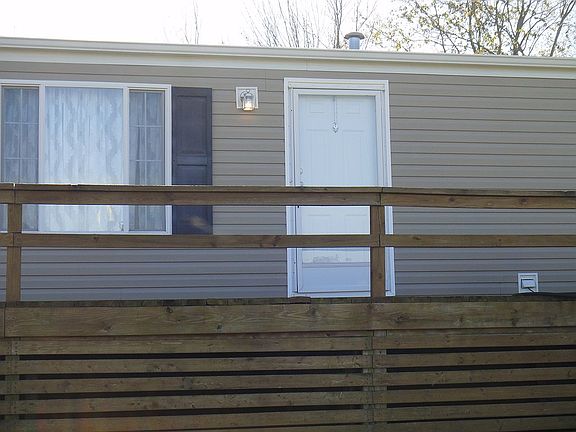 3rd image of 384 Carriewood Dr