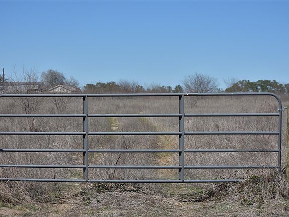 4th image of Track 24 Jackson Rd