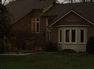 37562 Mulberry Ln, Richmond, MI 48062