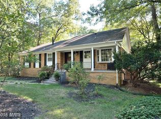 12205 Hounds Ln, Reston, VA 20191