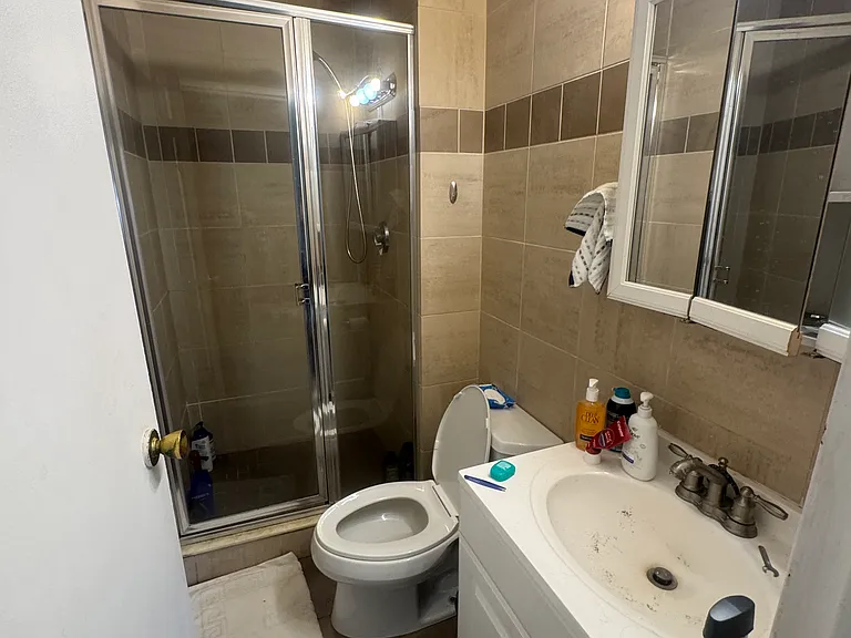 161 Lake Shore Rd #3 — Photo 6