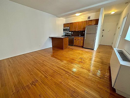 1st image of 121 E 12th St #5W