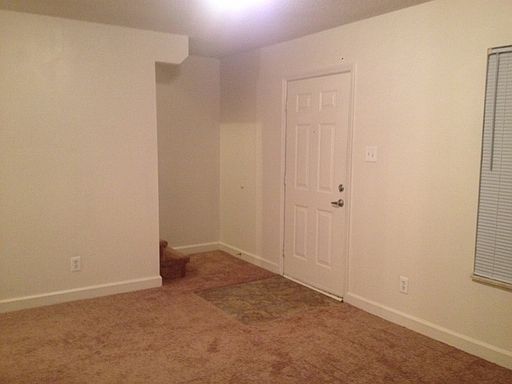 1st image of 1105 W Parkway Ave APT 21