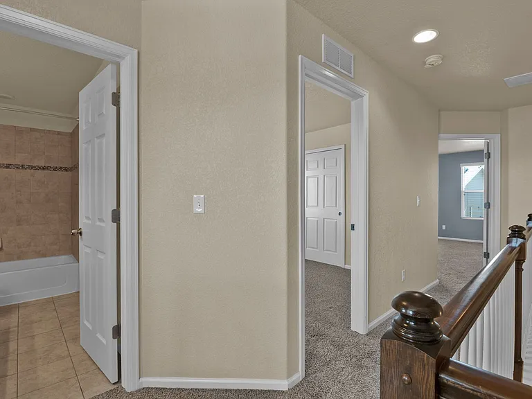 8265 Hardwood Cir — Photo 30