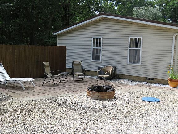3rd image of 3272F Big Pete Rd