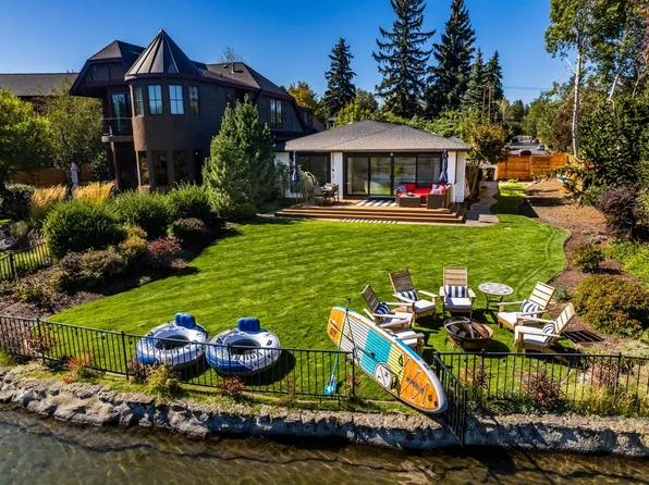 826 NW Harmon Blvd, Bend, OR 97703