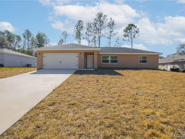 2438 W Vespero St, Citrus Springs, FL 34433