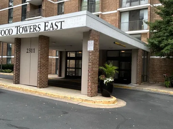 2311 Pimmit Dr APT 1205, Falls Church, VA 22043