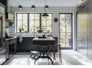 350 Douglass St #2R, Brooklyn, NY 11217