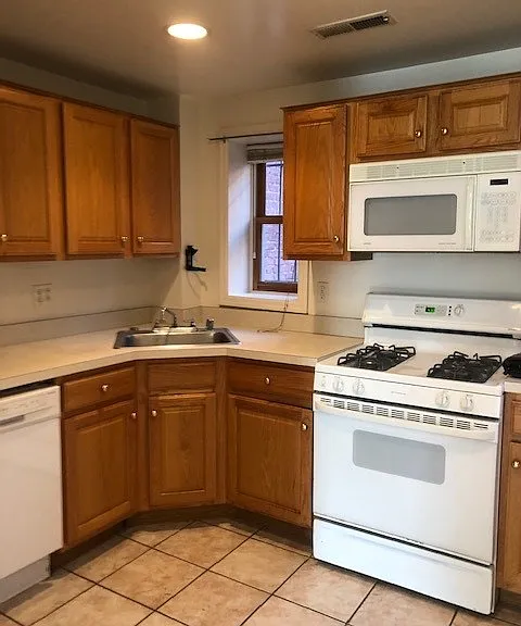 1747 11th St NW — Photo 5