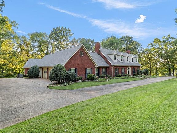 4th image of 8905 River Ridge Dr