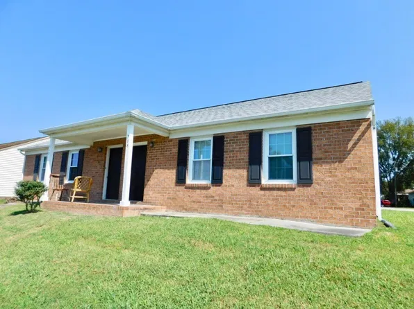 308 Kent Ave, Colonial Heights, VA 23834