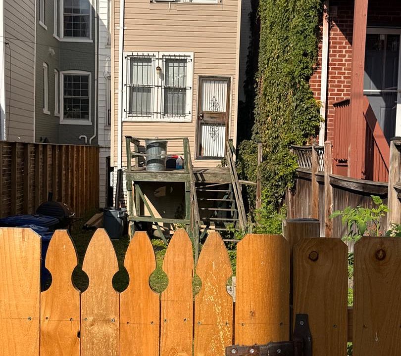 2nd image of 3927 13th St NW