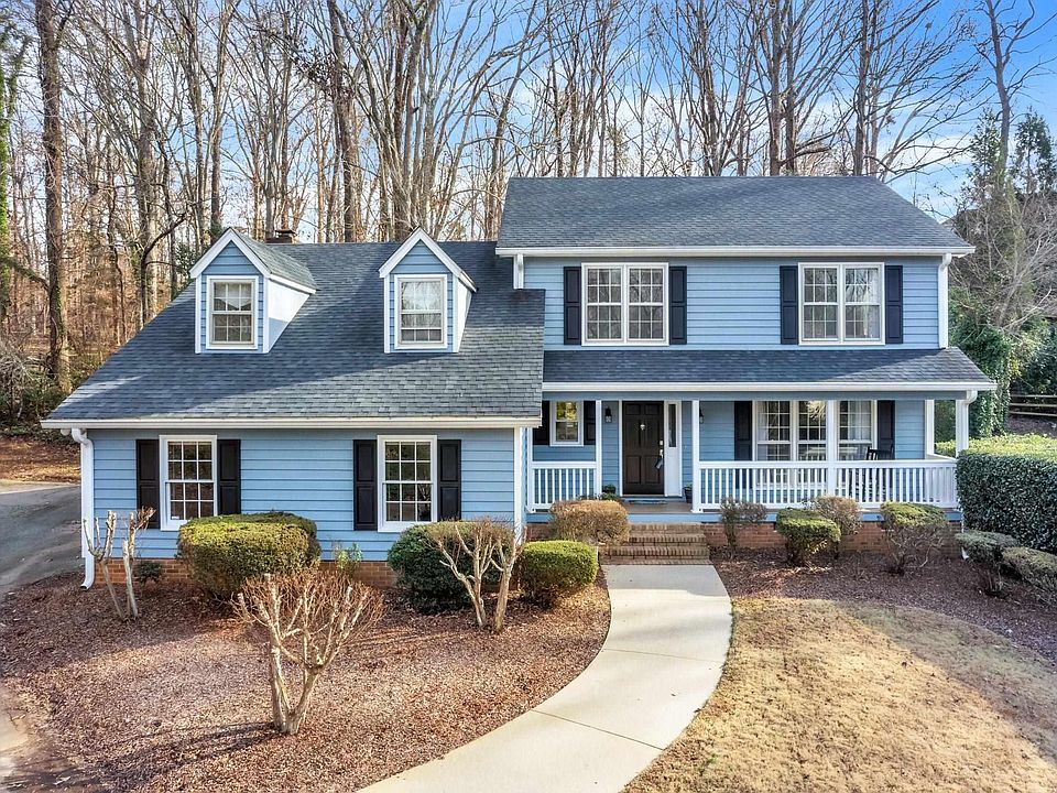 1st image of 23 Old House Ln