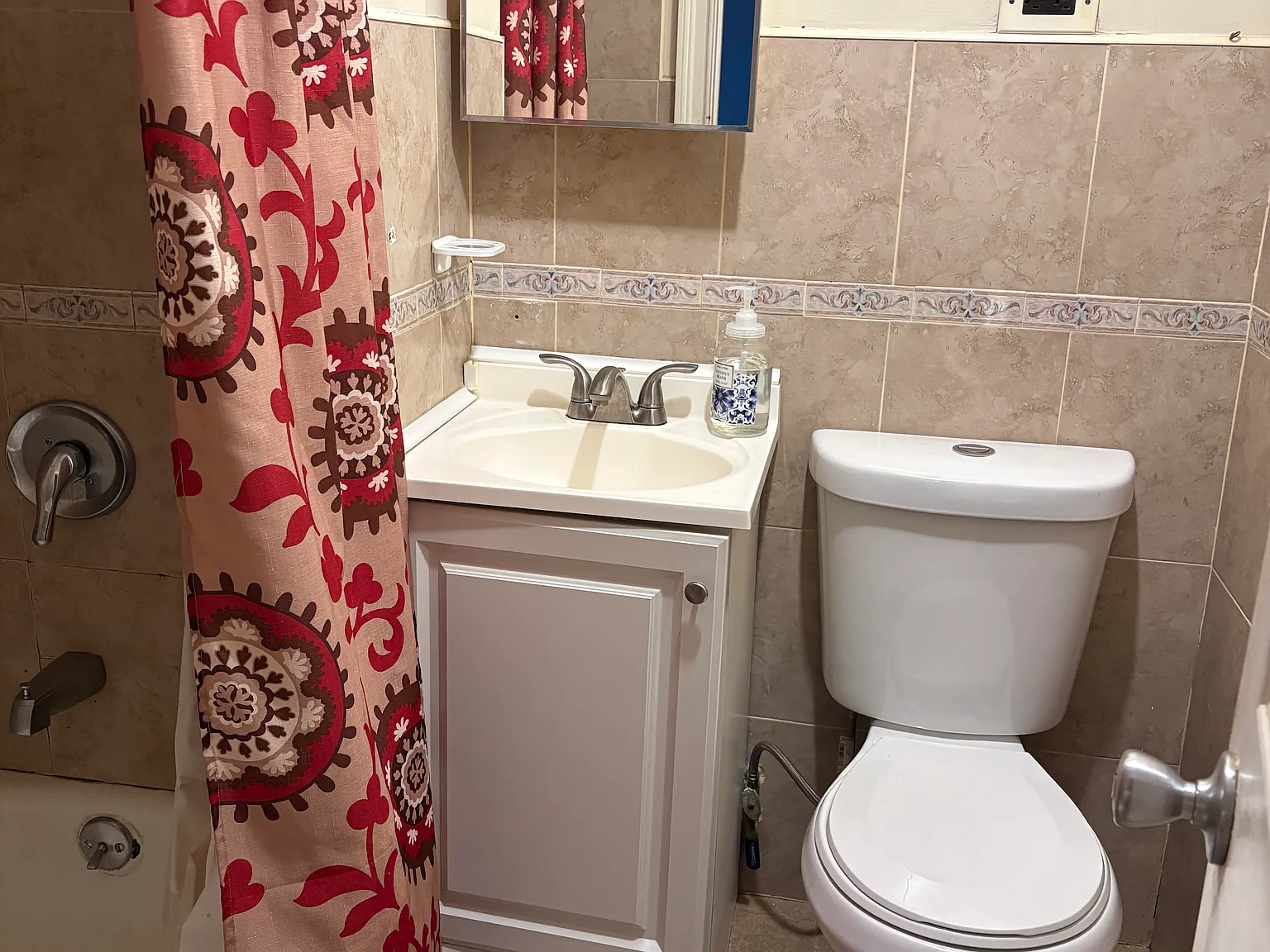 2 bed, 475 sqft, $2,000 — Photo 3