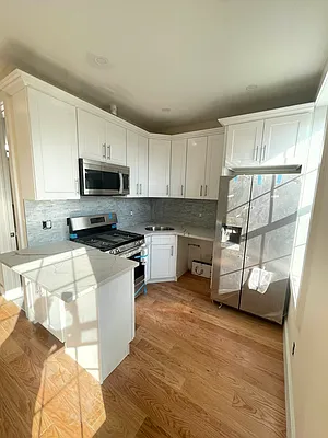 Rented by Hudson Exclusive | media 35