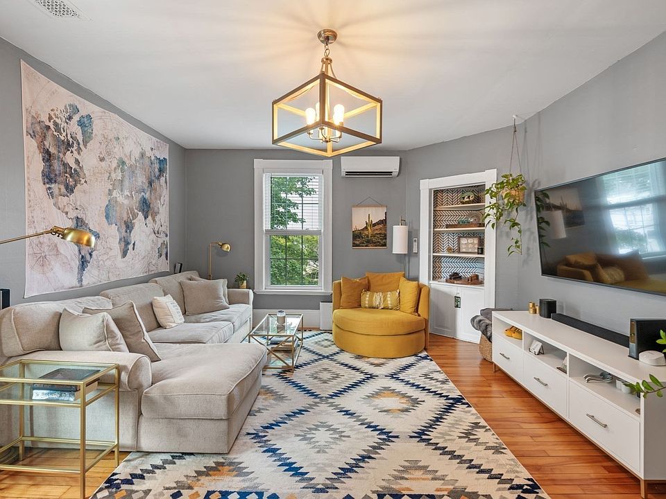 1st image of 12 Linden St APT 4