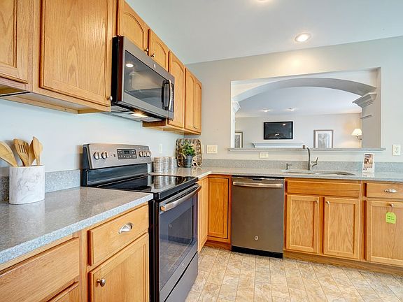 5th image of 1741 Teakwood Ln