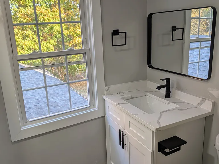 30 Lincoln Ave — Photo 12