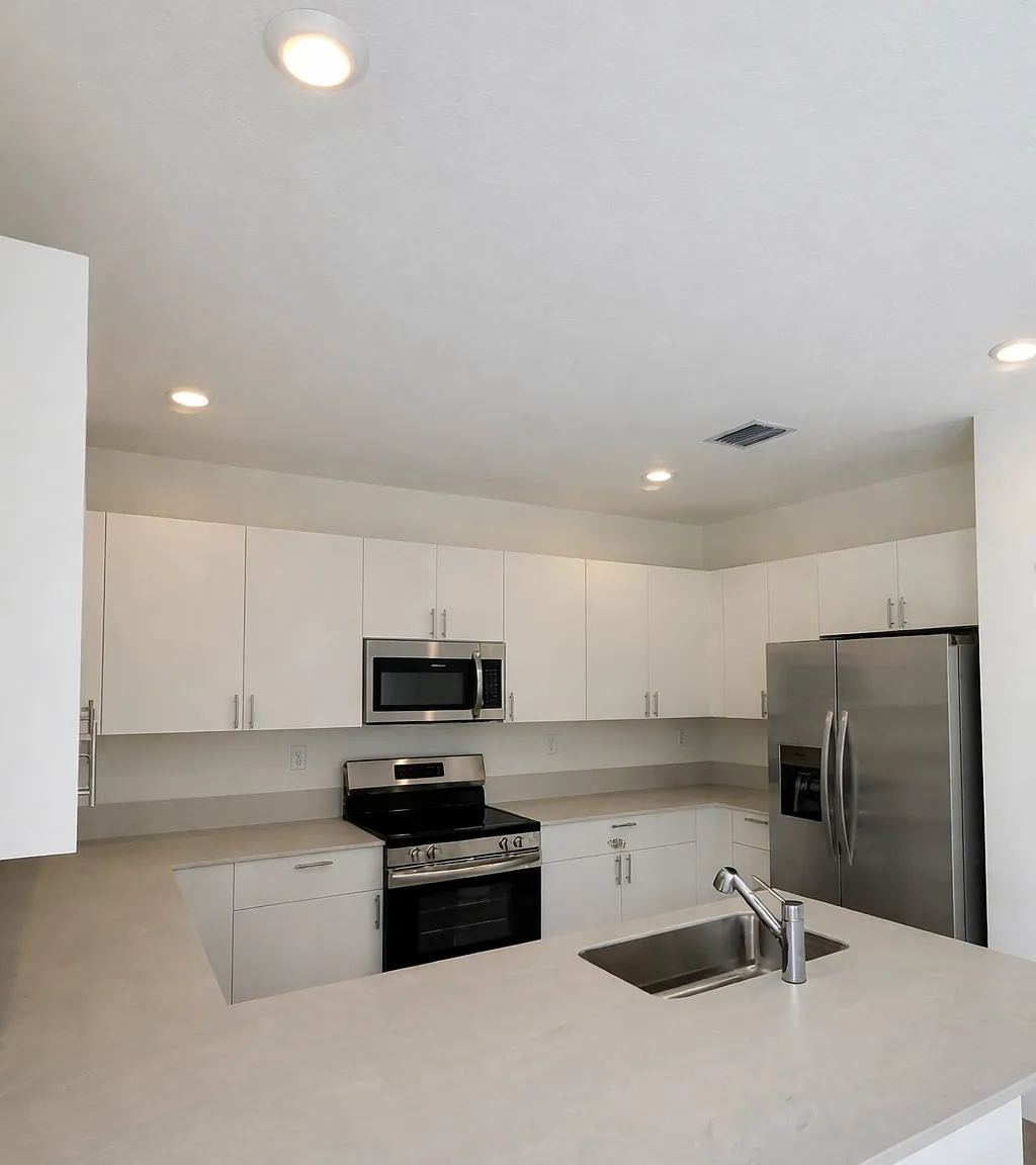 3 bed, 2.5 bath, 1588 sqft, $2,450 — Photo 3