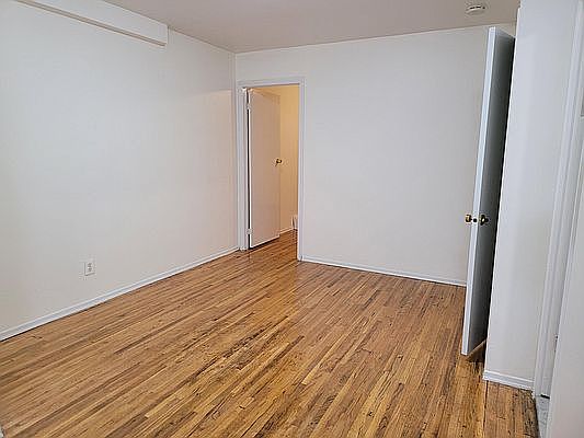 5th image of 41-31 70th St #4