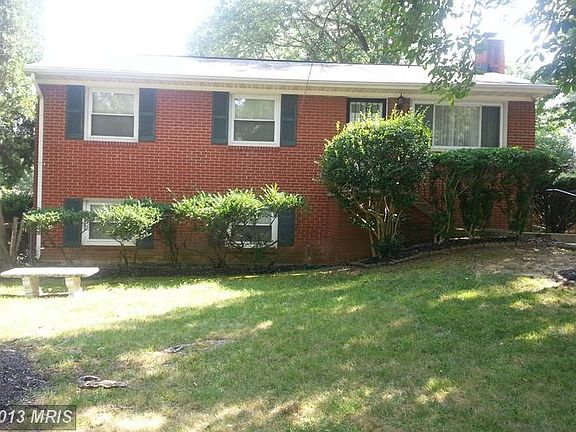 4th image of 16107 Village Dr W