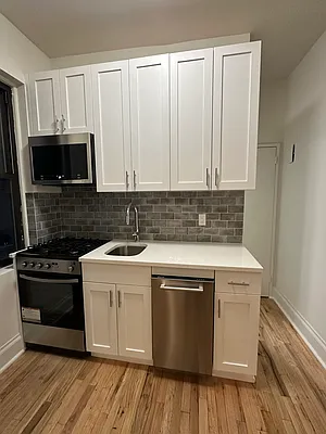 Rented by Peter R. Hungerford, LREB | media 2