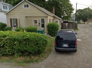 11023 Sterling St, Romulus, MI 48174