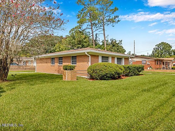 3rd image of 7038 BISHOP HATCHER Drive W