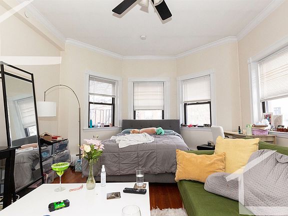 17 Keswick St. #9 Boston (Kenmore) Unit Photo 2