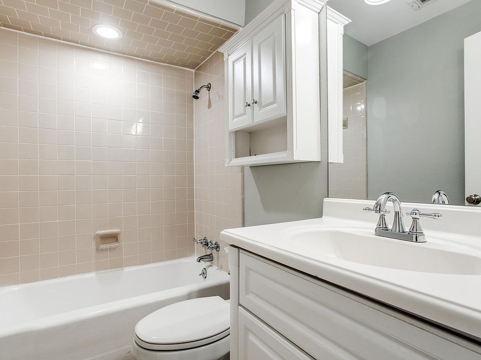 1st image of 7308 Blairview Dr