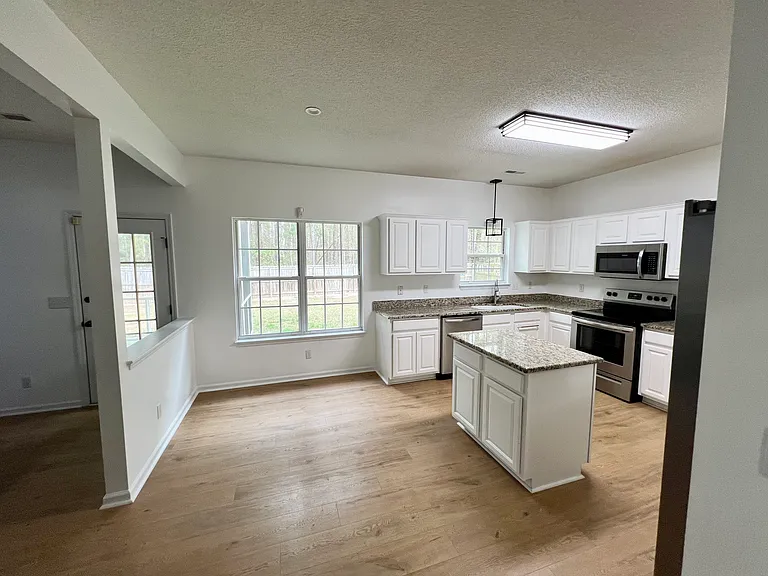 113 Fairhaven Dr — Photo 8
