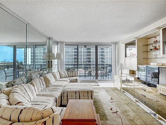 4th image of 525 N Ocean Blvd APT 620