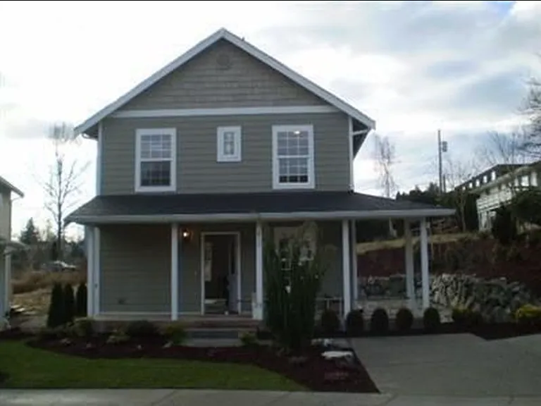 611 Avenue A — Photo 7