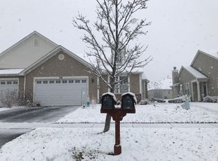 749 Bellevue Cir, Oswego, IL 60543