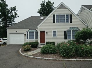 77 Forest St, New Canaan, CT 06840