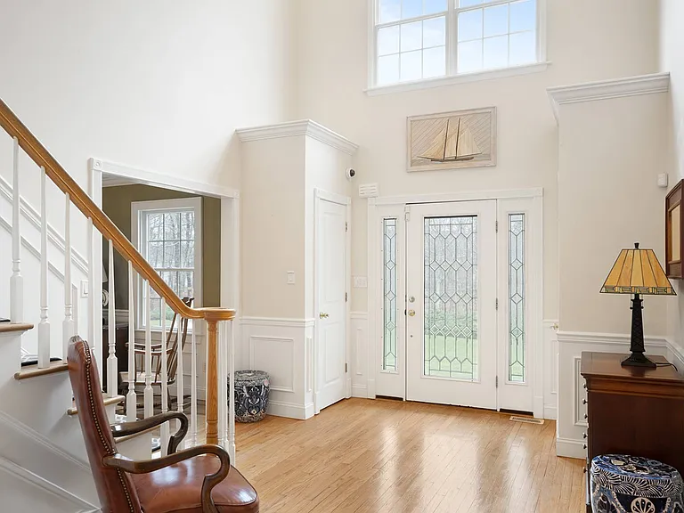 156 Maggie Dr — Photo 4