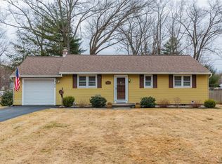 25 Slater Dr, Glenville, NY 12302