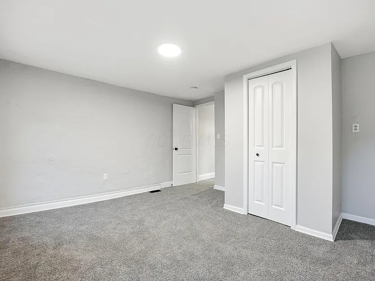 1041 Market St — Photo 26