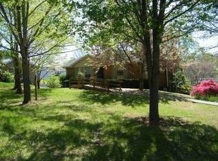 353 Hampshire Dr, Clarksville, TN 37043