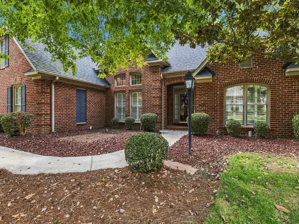 1106 Westlake Dr, Kannapolis, NC 28081