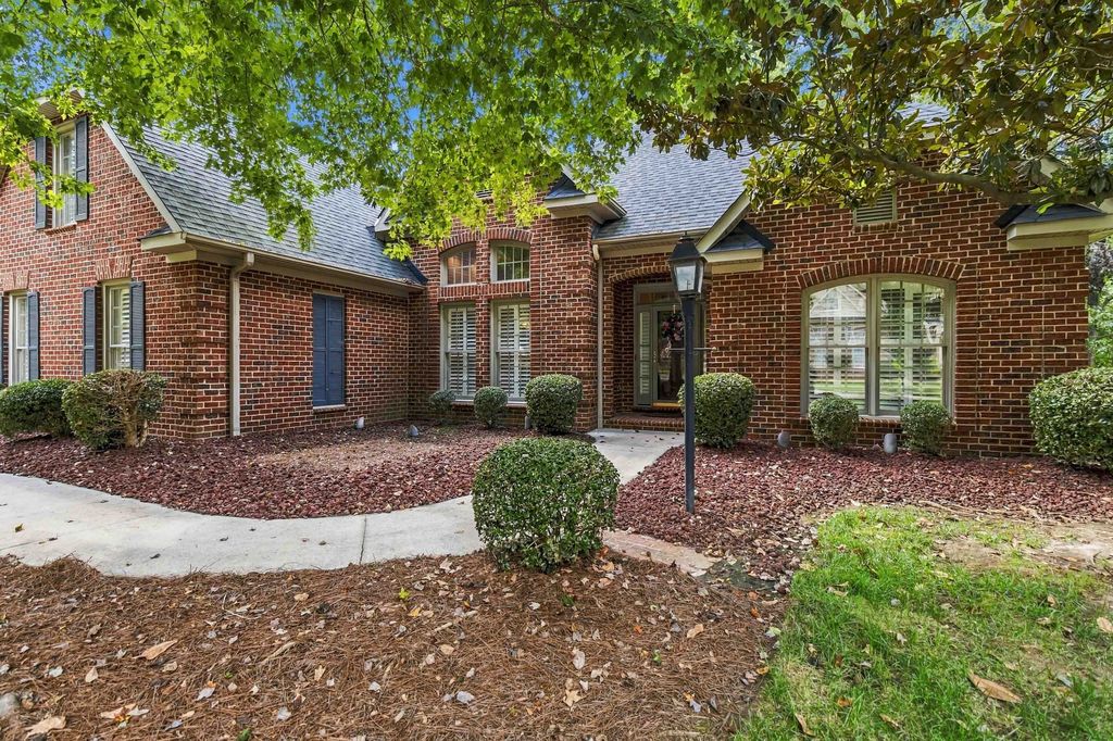 1106 Westlake Dr - Property Image