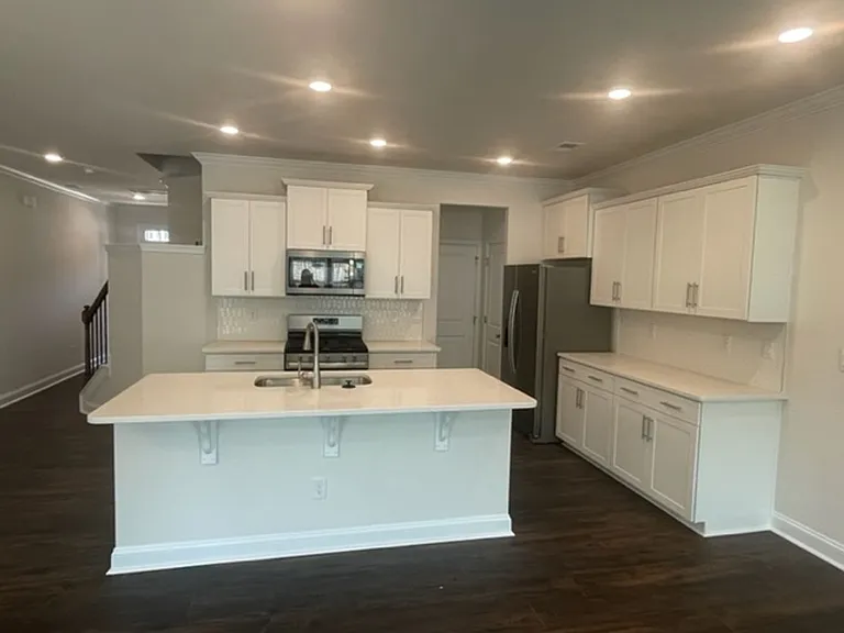 1230 Virginia Pine Dr NW — Photo 4