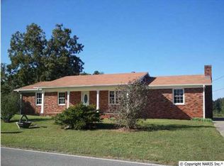 6209 Swearengin Rd, Scottsboro, AL 35769