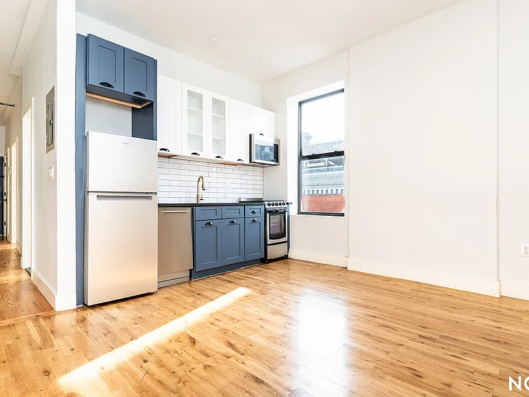 57 Grove St #2B — Photo 1