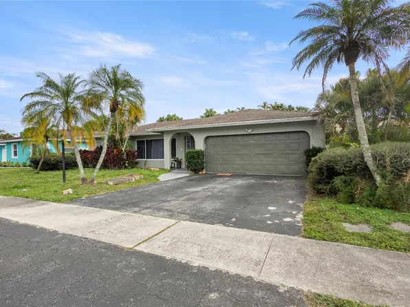 10344 Dorchester Drive, Boca Raton, FL 33428