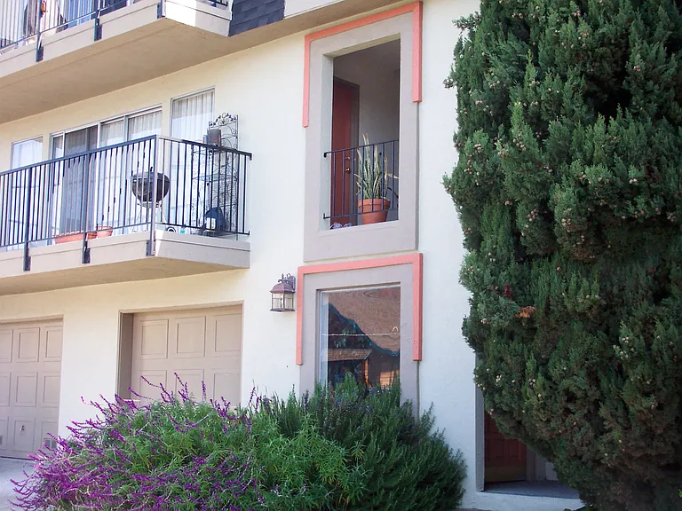 GARAGE AND APARTMENT'S BALCONY