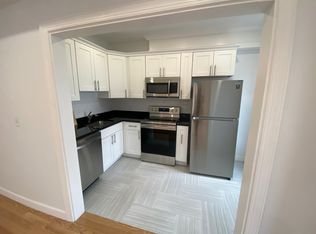 141 Prospect St #2B, Cambridge, MA 02139